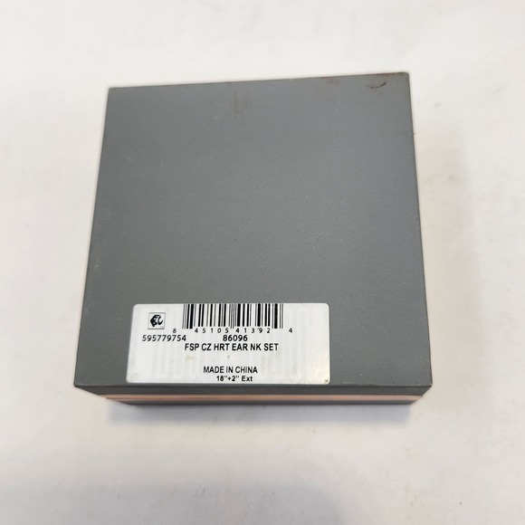 Believe by Brilliance Heart Necklace Earring Set Silver Plated Cubic Zirconia - Picture 4 of 5